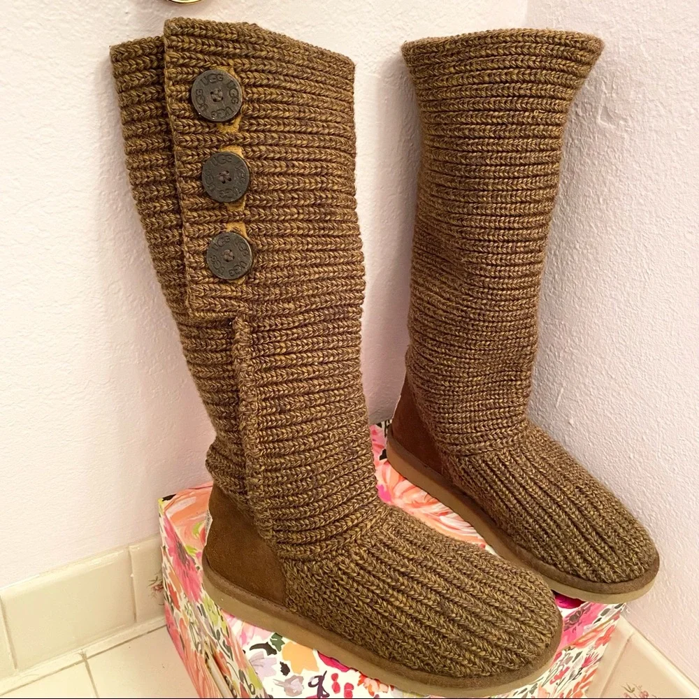 UGG Chestnut Knit Button Boots - Picture 9 of 15